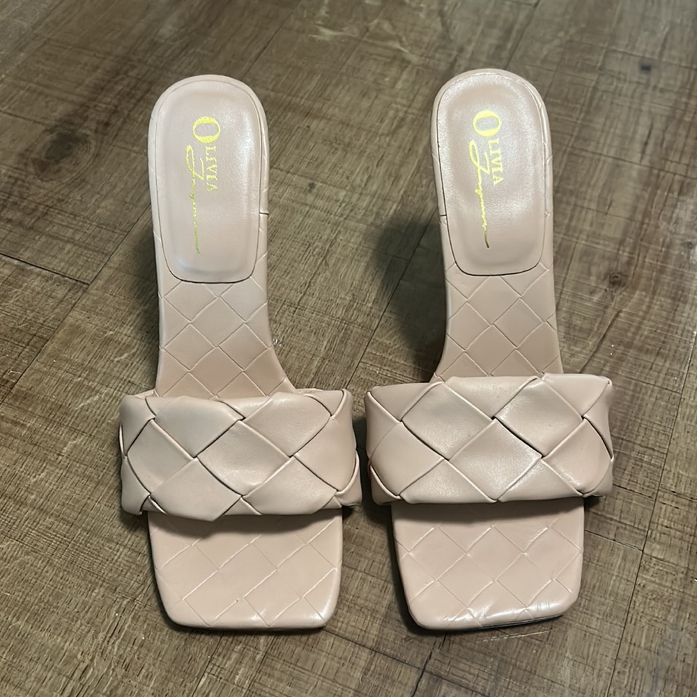 Nude Pumps - image 2